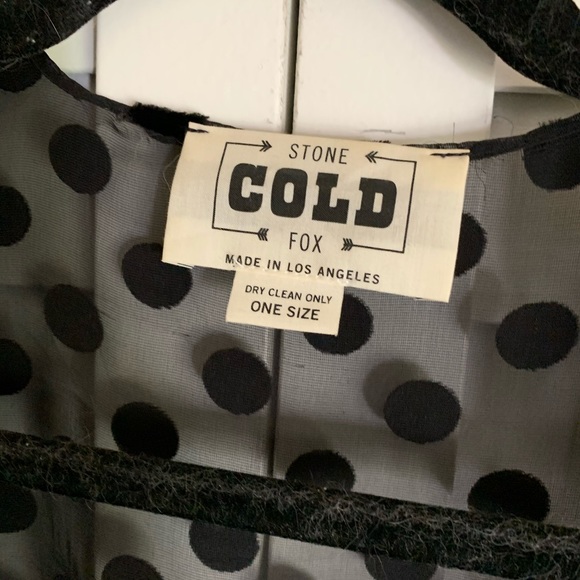 Stone Cold Fox Velvet Dot Robe - Picture 4 of 6